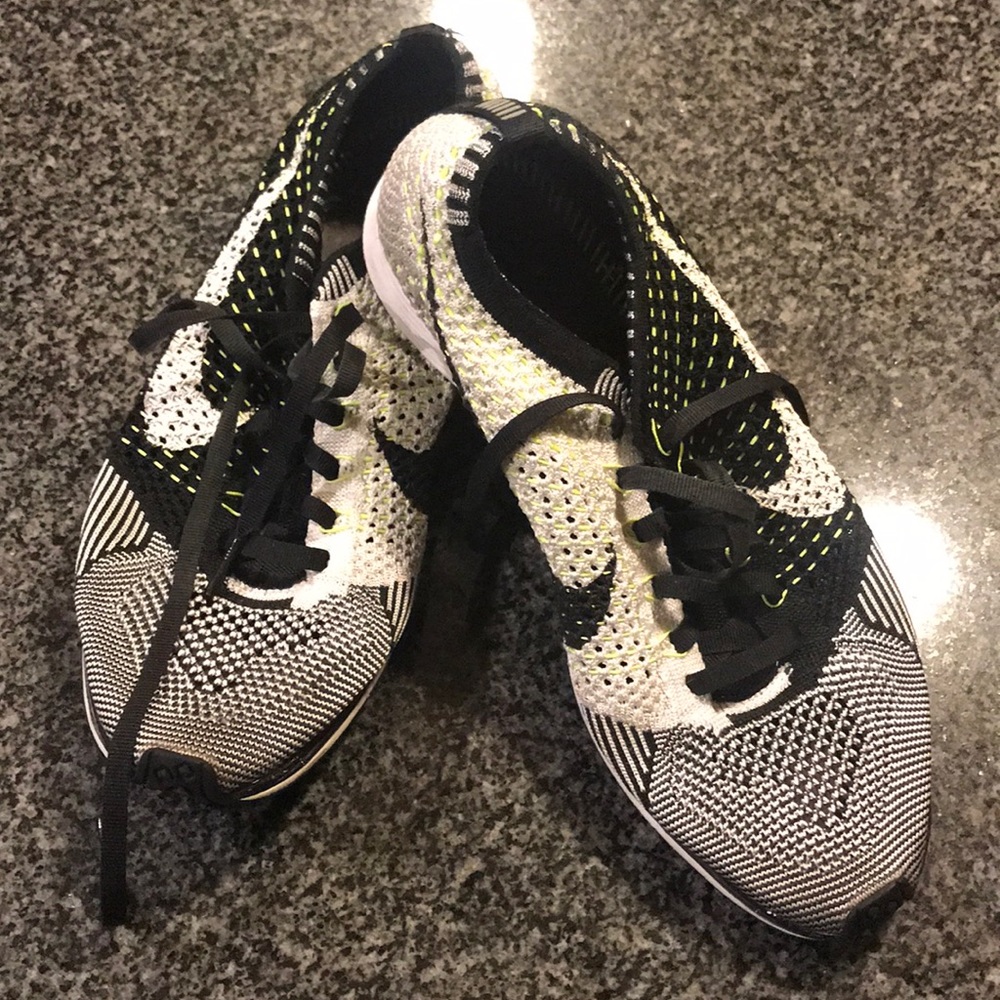 Nike Flyknit Racer
